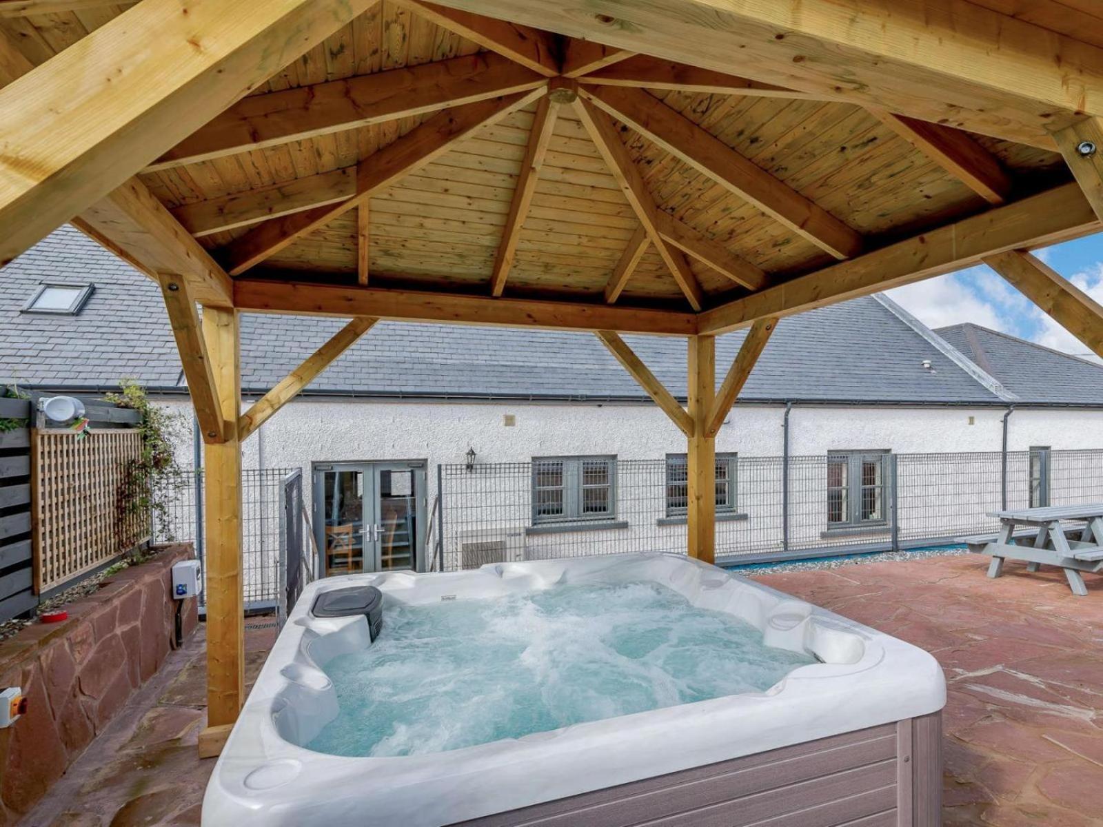 Westertonhill Holiday Lodges Balloch Exterior foto